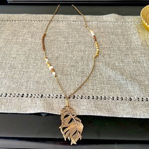 COPY - Long gold leaf necklace